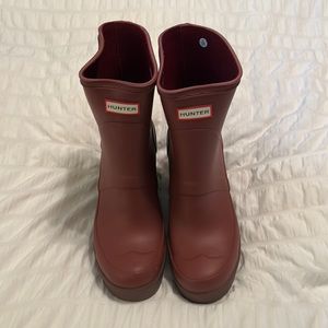 Hunter wedge boots US women’s 6